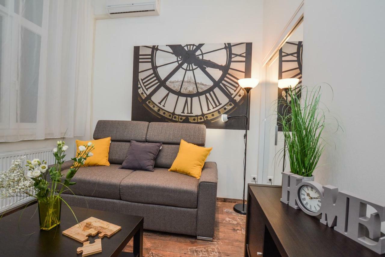 Timeless Apartment With Free Private Parking Budapeste Exterior foto
